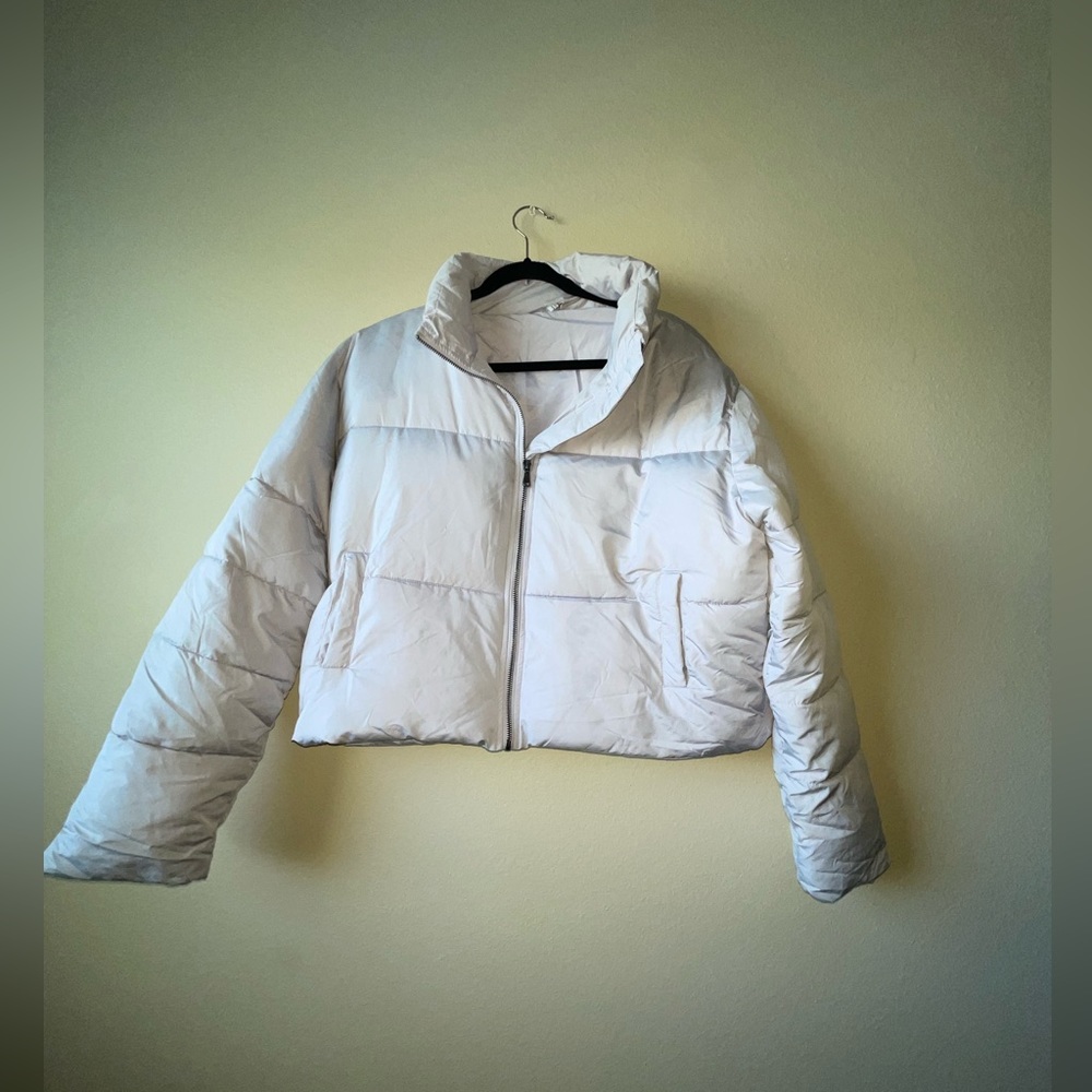 Cropped puffer jacket